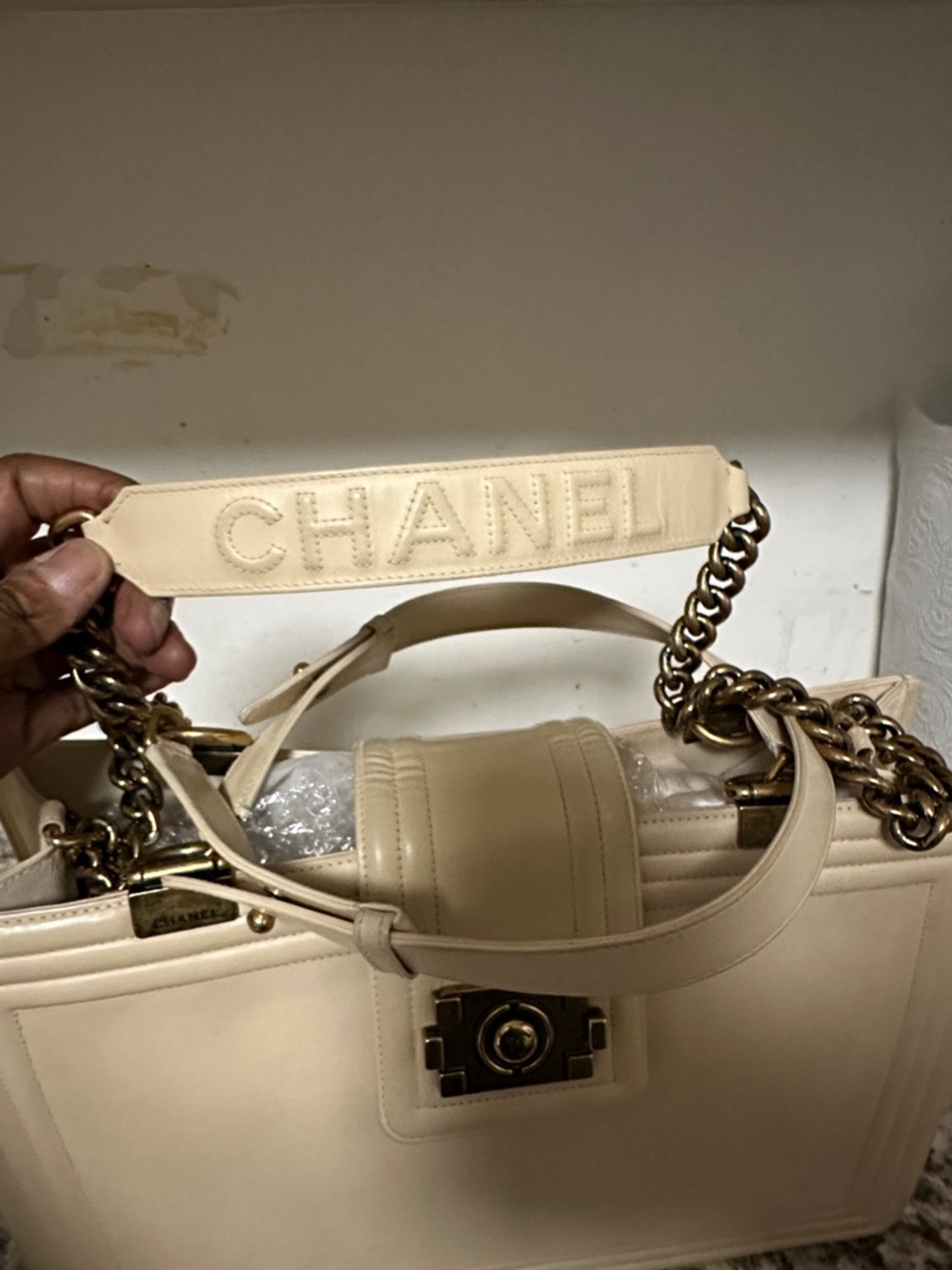 CHANEL Cream Leather Satchel with Gold-Tone Hardware and Top Handle - Picture 12 of 16